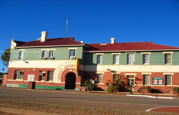 Outback Pubs Australia